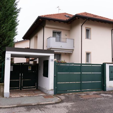 Comforthome Fiera Cornaredo Buitenkant foto