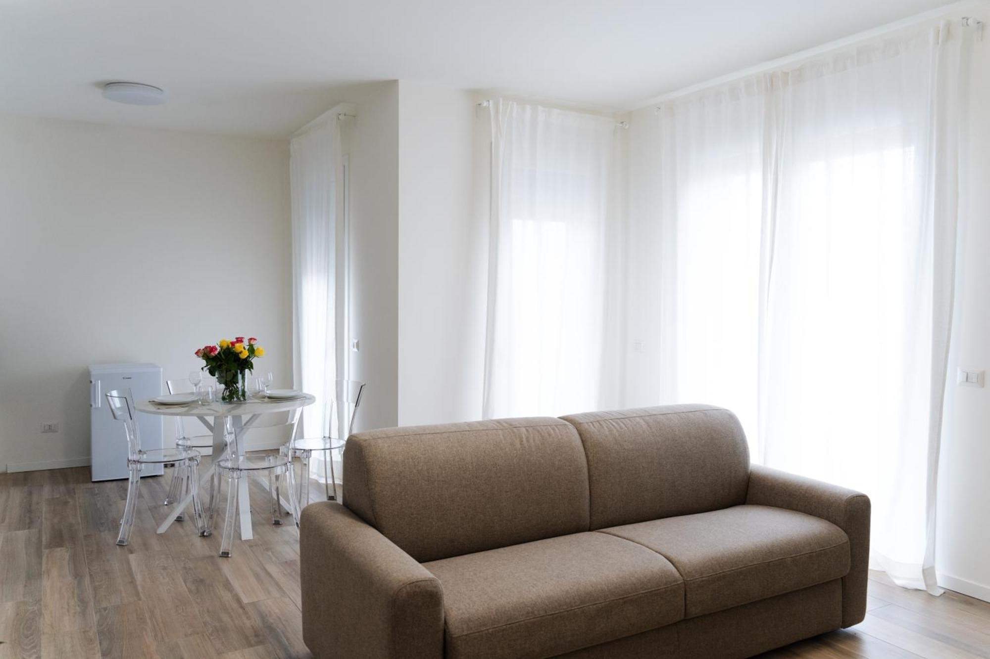 Comforthome Fiera Cornaredo Buitenkant foto